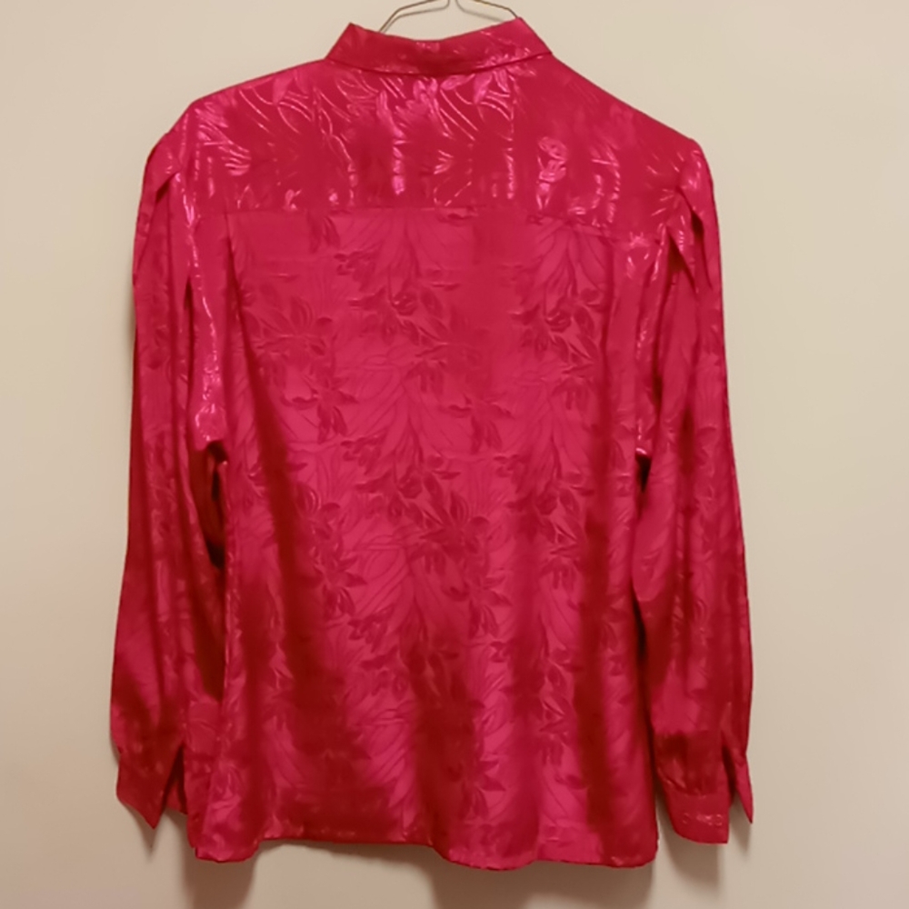 Shirt - Picture 4 of 4